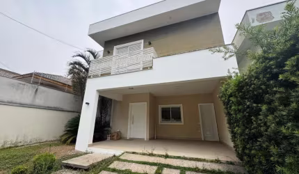 Casa espaçosa à venda no Villa Branca em Jacareí