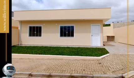 Casa com 3 quartos à venda na Rua Domingos Maceno, Emiliano Perneta, Pinhais, 62 m2 por R$ 395.000