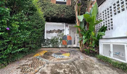 Localização nobre de pinheiros, excelente para comércio ou até mesmo residencial