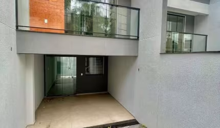 Casa com 2 quartos à venda na Rua Paulo Schwarzer, 261, Água Verde, Blumenau, 94 m2 por R$ 480.000
