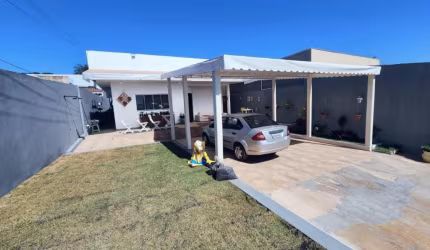 Casa 3 quartos em Condomínio