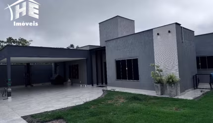 Casa 3 quartos  3 suítes