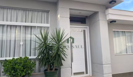 CASA ALTO PADRÃO, AO LADO DO SHOPPING NORTE, 2 SUITES, SALA PÉ DIREITO DUPLO