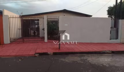 CASA COM PISCINA