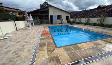 Casa à venda no bairro Parque São Luiz - Teresópolis/RJ