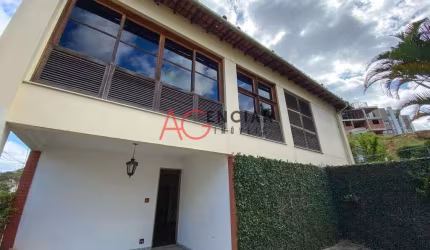 Casa à venda no bairro Tijuca - Teresópolis/RJ
