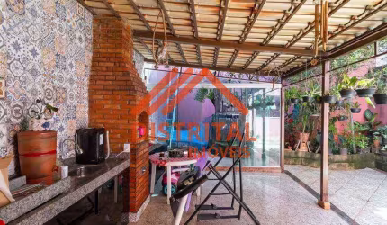 Casa Geminada à venda, 4 quartos, 1 suíte, 3 vagas, Manacás - Belo Horizonte/MG