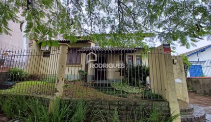 Casa com 3 quartos para alugar na Rua Doutor Jorge Naamann, 73, Centro, São Leopoldo por R$ 5.600