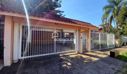 Casa com 3 quartos à venda na Rua Padre Cristóvão de Mendonza, 222, Cristo Rei, São Leopoldo por R$ 852.000