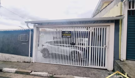Casa Térrea à Venda no Bairro Jaguaribe em Osasco.