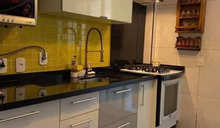 Lindo Apartamento, 3 Quartos - 1 closet e 1 Suíte, 83m².