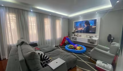 Casa à venda no Parque dos Pássaros - 298m² - 4 suítes - 6 banheiros - 3 vagas - em São Bernardo do Campo