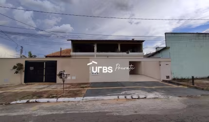 SOBRADO - Sobrado 3 quartos, sendo 1 suíte