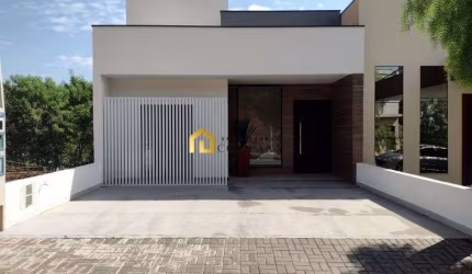 Condomínio Vale Azul Residencial - Casa no Condomínio Vale Azul Residencial em Votorantim/SP!