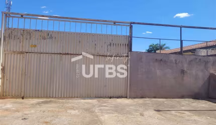 Excelente lote comercial na terceira avenida no setor Leste Vila Nova