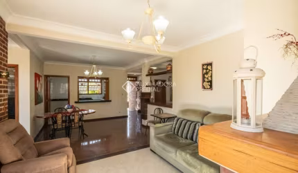 Casa comercial para alugar na Rua Tobias Barreto, 449, Nossa Senhora das Graças, Canoas, 286 m2 por R$ 15.000