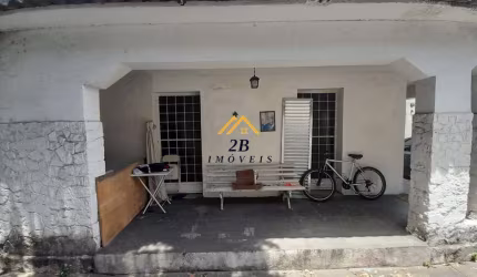 Casa comercial à venda na avenida Paulo de Frontin.