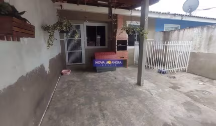 Residencia em alvenaria com aproximadamente 60m² de construção
