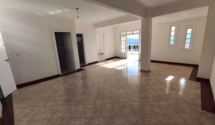 Apartamento à venda, 4 quartos, 2 suítes, 2 vagas, Primeiro de Maio - Brusque/SC