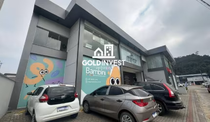 Sala em espaço comercial NOVO no Centro da Guabiruba!!!