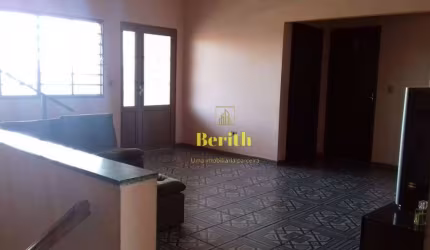 Casa com 3 dormitórios, 145 m² - venda por R$ 680.000,00 ou aluguel por R$ 2.300,00/mês - Jardim das Bandeiras - Taubaté/SP