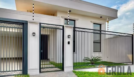 Casa para Venda em Campo Mourão, Jardim Flora II, 3 dormitórios, 1 suíte, 2 banheiros, 2 vagas