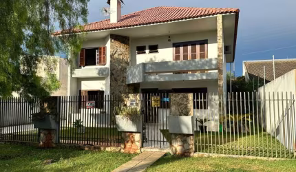 Sobrado para Venda em Campo Mourão, Jardim São Pedro, 5 dormitórios, 1 suíte, 3 banheiros, 4 vagas