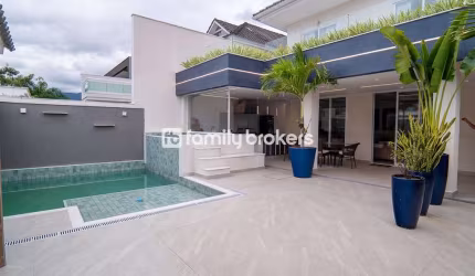 CONDOMÍNIO BOTHANICA NATURE: EXCELENTE CASA TRÍPLEX DE 300m² E 4 SUÍTES À VENDA