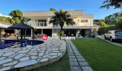 CONDOMÍNIO LAGOA MAR NORTE - CASA DUPLEX COM 6 SUÍTES e 6 VAGAS