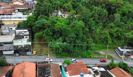 Versátil terreno residencial para venda, 268m²