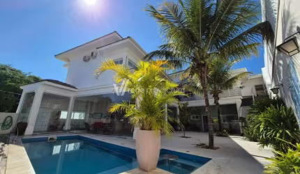 Casa em condomínio fechado com 4 quartos para alugar na Rua Geraldo de Gasperi, 695, Portal do Lago, Valinhos, 541 m2 por R$ 19.500
