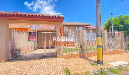 Pagina 1 Imóveis anuncia para venda ampla casa com 2 dormitórios no bairro Olaria em Canoas/RS. - CA350