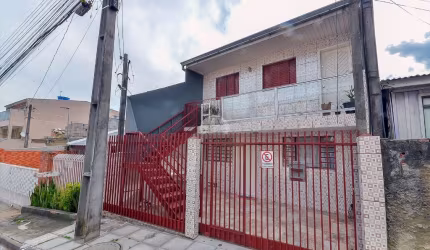 Sobrado com 4 quartos à venda na Cidade Industrial
