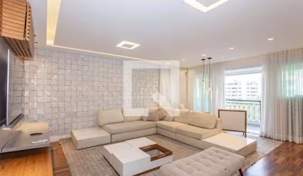 Apartamento à Venda - Aclimação, 4 Quartos,  215 m2