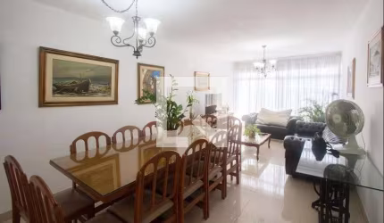 Casa à Venda - Campo Belo, 5 Quartos,  200 m2
