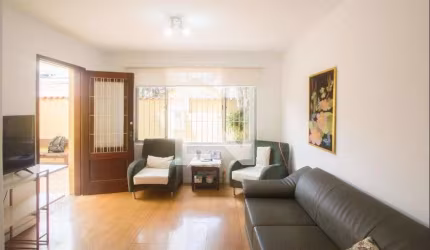Casa à Venda - Chácara Santo Antonio, 4 Quartos,  127 m2