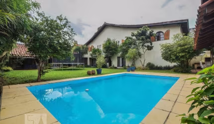 Casa à Venda - Chácara Santo Antonio, 4 Quartos,  750 m2