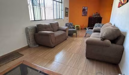 Casa com 4 quartos à venda em Belo Horizonte