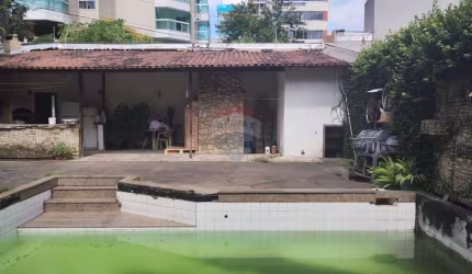 Oportunidade Imperdível em Jardim Camburi – Casa Duplex a 800m da Praia!