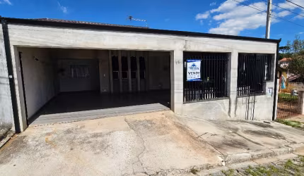 Residência com seis quartos e 2 banheiro 10 min do centro