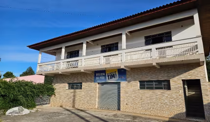 Destaque seu comércio com esta excelente sala , bairro  com grande fluxo de pessoas