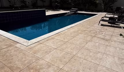 Alugo lindo apartamento com ar, planejado