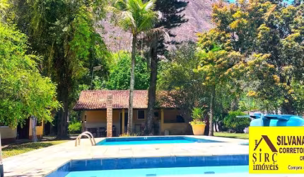 Itaocaia Valley-Chácara 2.700 m²- 8 Quartos, 2 Piscinas - R$ 800 Mil