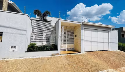 Casa à venda em Artur Nogueira, Rota das Flores, com 2 quartos, com 148 m²