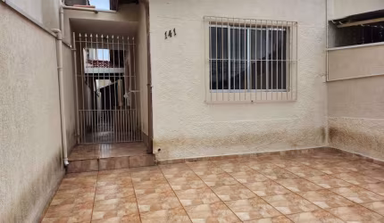 Casa com 2 dormitórios para alugar, 80 m² por R$ 2.000,00 - Km 18 - Osasco/SP
