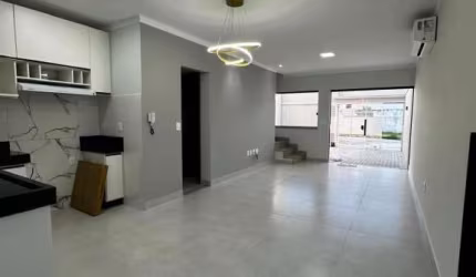 Casa/Sobrado duplex de excelente localização e qualidade em Eunápolis