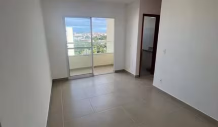 EXCELENTE APARTAMENTO novo em Buraquinho, a 5 minutos da praia