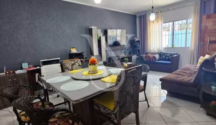 Casa á venda com Edicula no Bairro Parque Santa Isabel - Itupeva SP