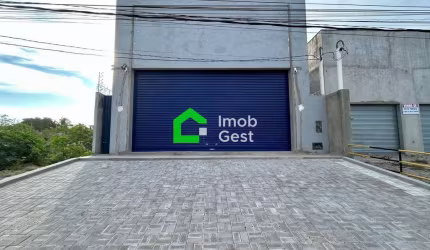 Barracão / Galpão / Depósito para alugar na Olavo Lacerda Montenegro, 6550, Parque das Nações, Parnamirim por R$ 5.500