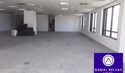 Meio Andar Comercial para Locação  no West Side, Alphaville